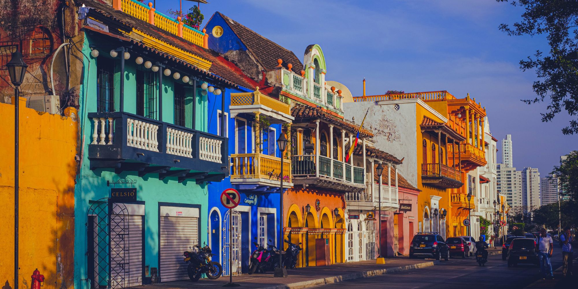 Gifts for Someone Going to Colombia