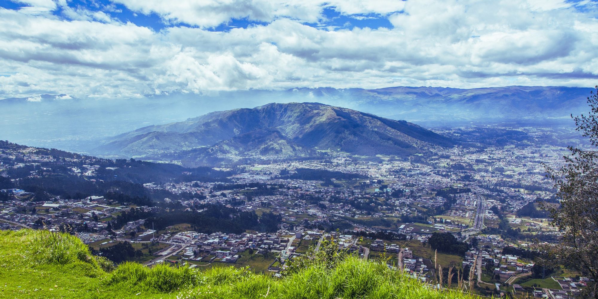 Gifts for Someone Traveling to Ecuador