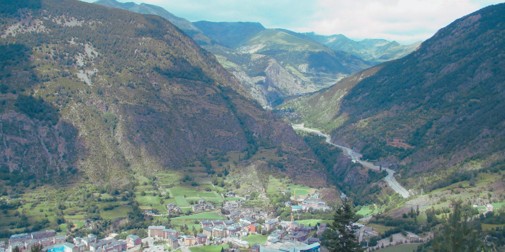Gifts for Someone Traveling to Andorra
