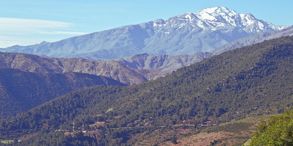 Altitude travel in Atlas Mountains