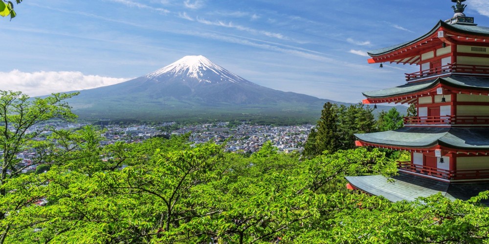 Altitude travel in Mount Fuji